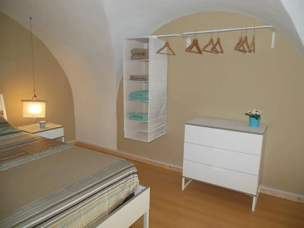 Central House Catania Italien